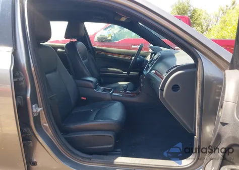 2012 Chrysler 300 z USA, uszkodzony, nr VIN 2C3CCAAG3CH129666